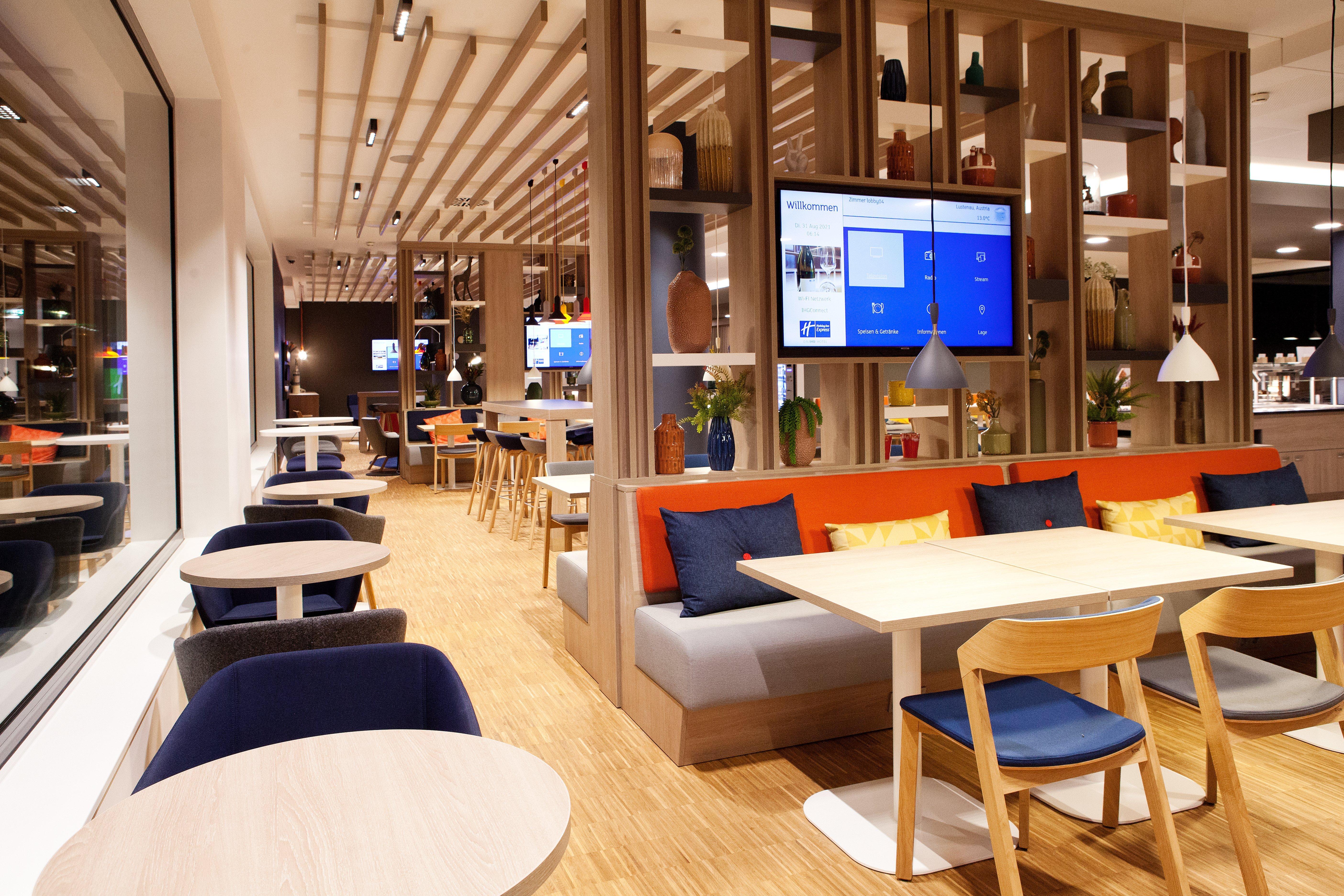Holiday Inn Express - ルステナウ エクステリア 写真